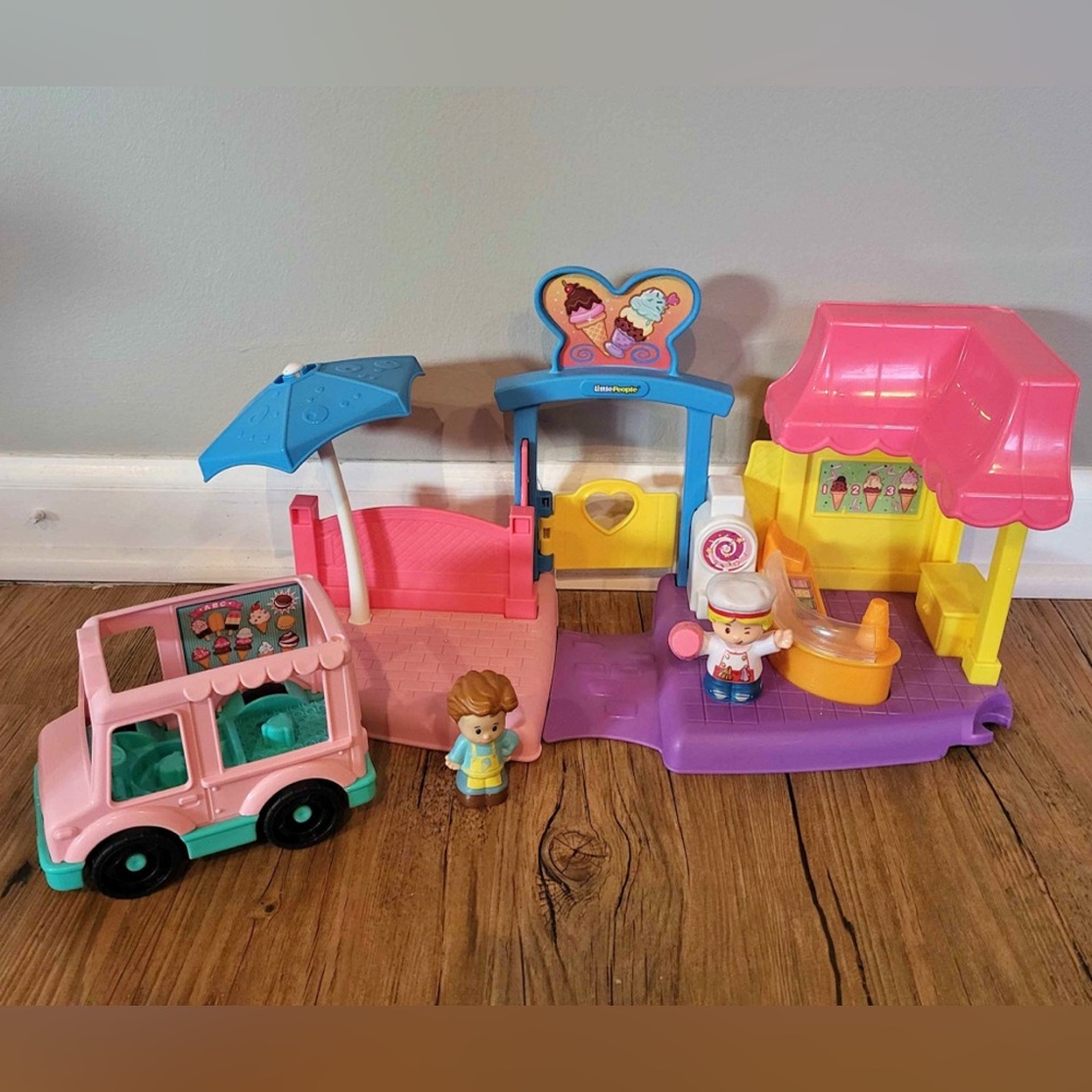 Fisher Price-Little People- Ice Cream Shop